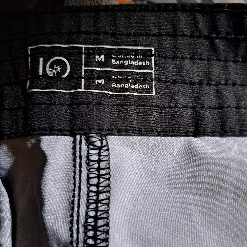 IO Printed Shorts - Picture 3 of 3